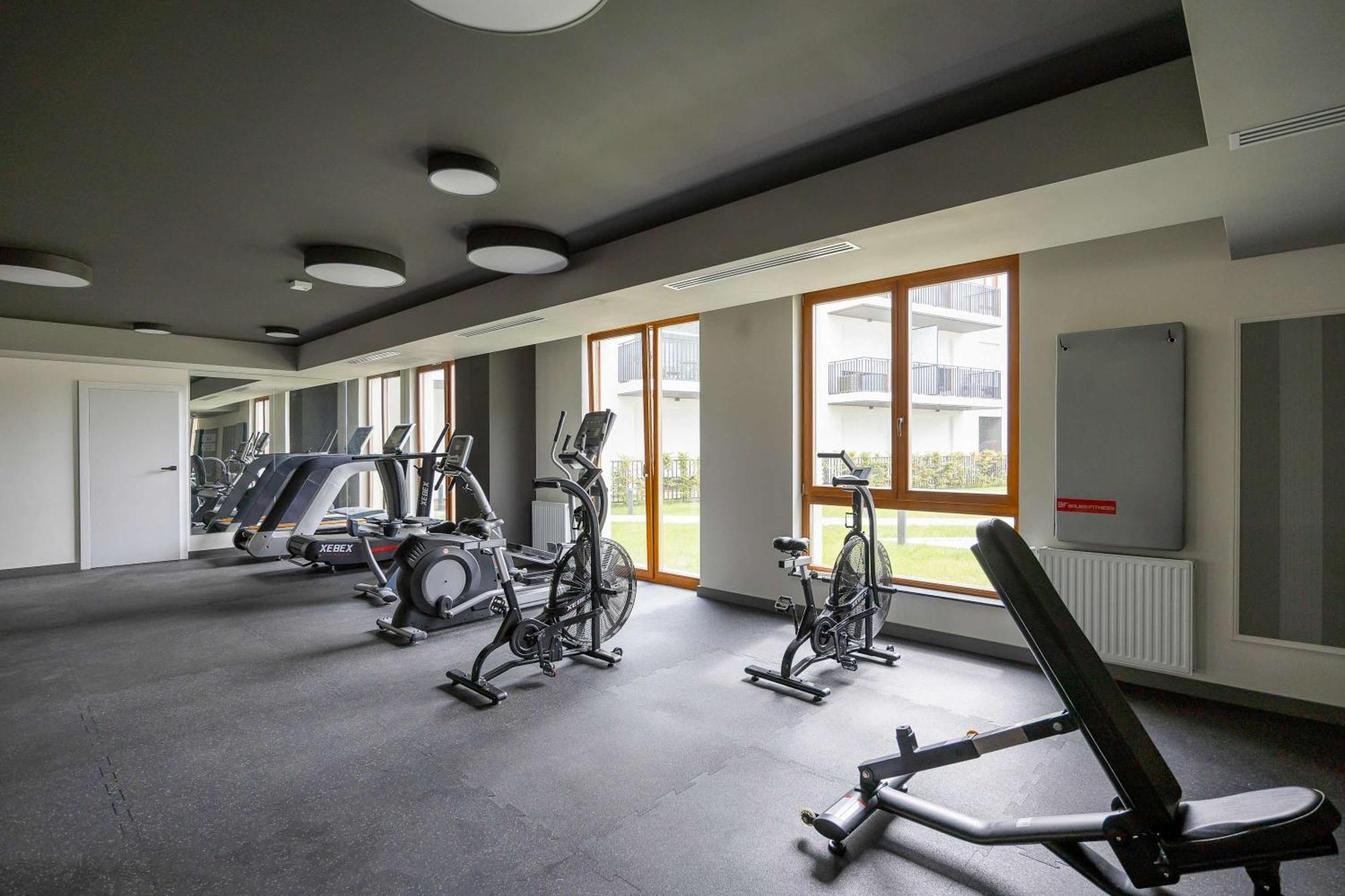 Apartment Sarmacka Wilanow With Parking, Sauna & Gym By Noclegi Renters Warschau Exterior foto